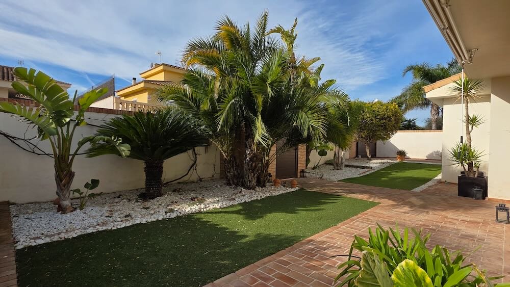 Property 2464 - Image 18